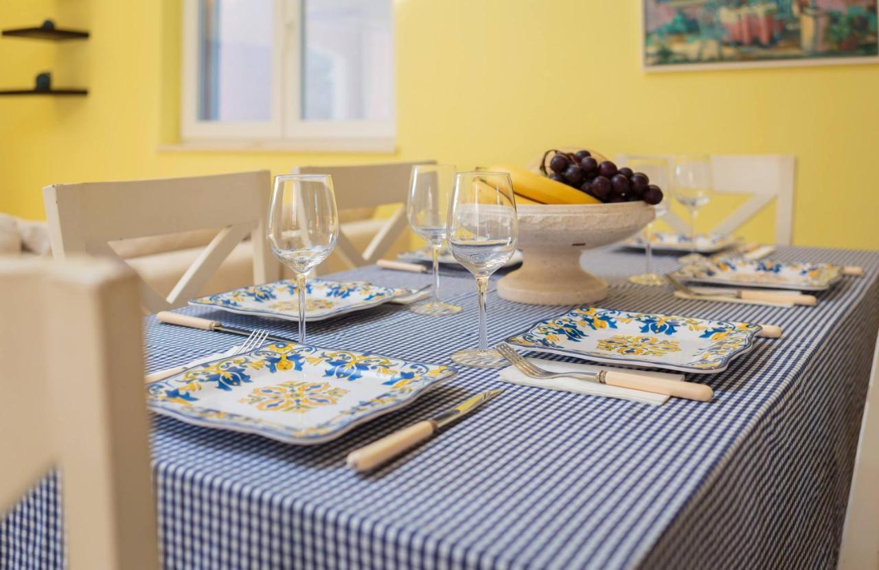 Charming Mokalo Seaside House Next To Beach โอเรบิก ภายนอก รูปภาพ